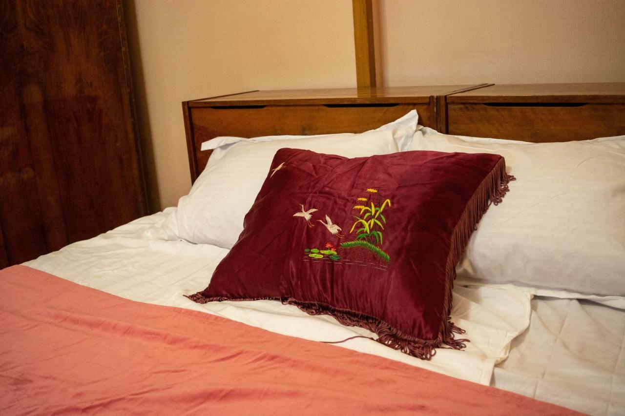 Sunflower Hotel Tbilisi Esterno foto