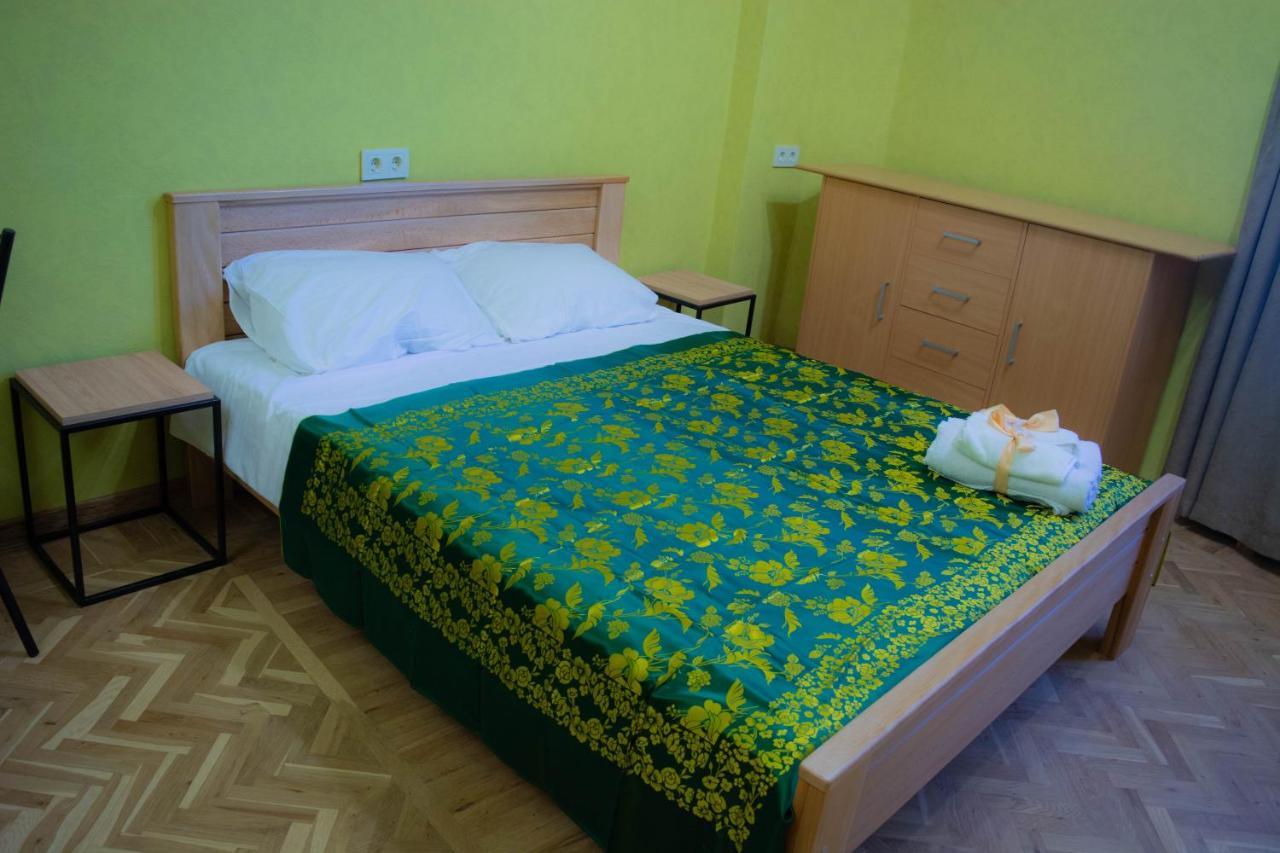 Sunflower Hotel Tbilisi Esterno foto