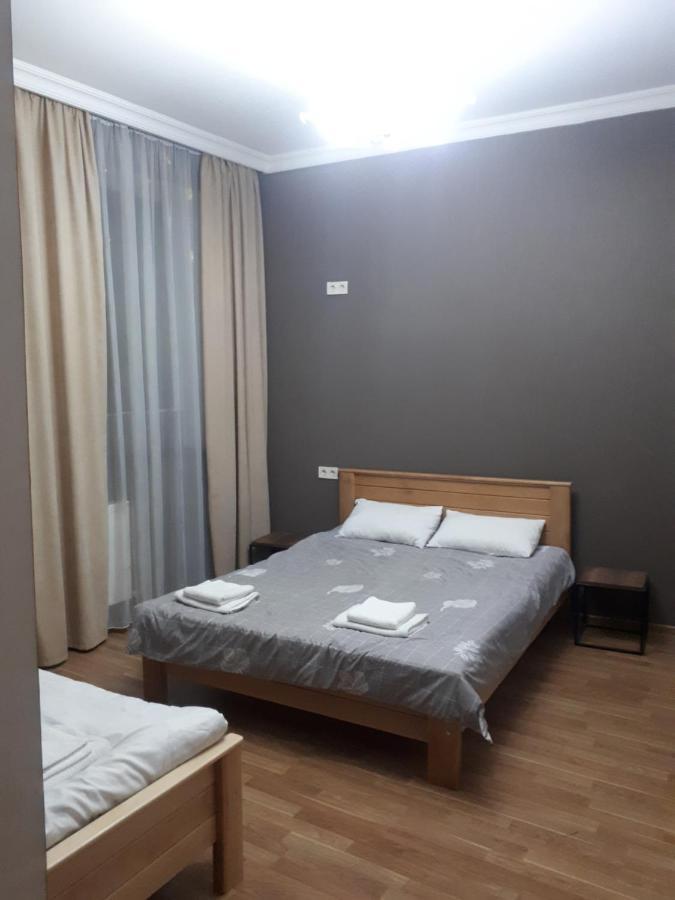Sunflower Hotel Tbilisi Esterno foto