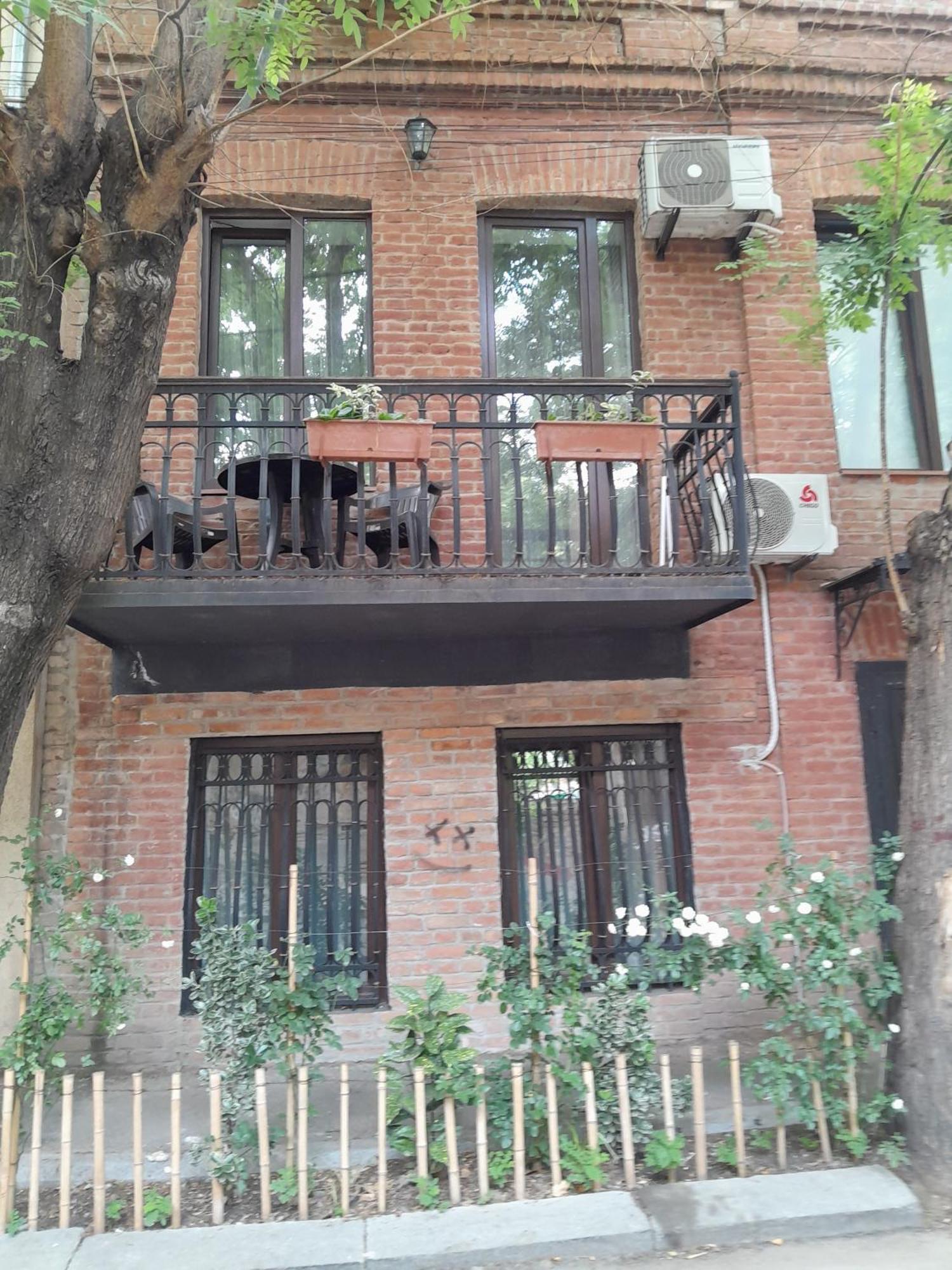 Sunflower Hotel Tbilisi Esterno foto